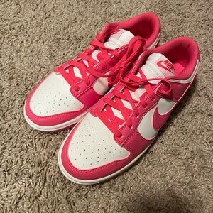 Women’s Nike shoes